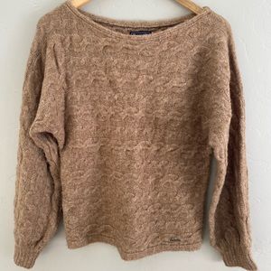 Abercrombie & Fitch sweater